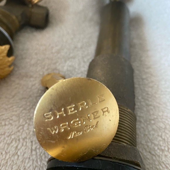 This is an original 70s bougie faucet. A symbol of class and money. - Picture 2 of 5